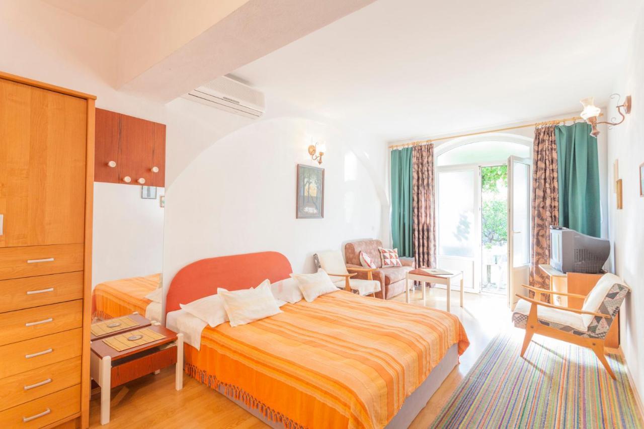 Green Garden Rooms & Apartments Makarska Luaran gambar