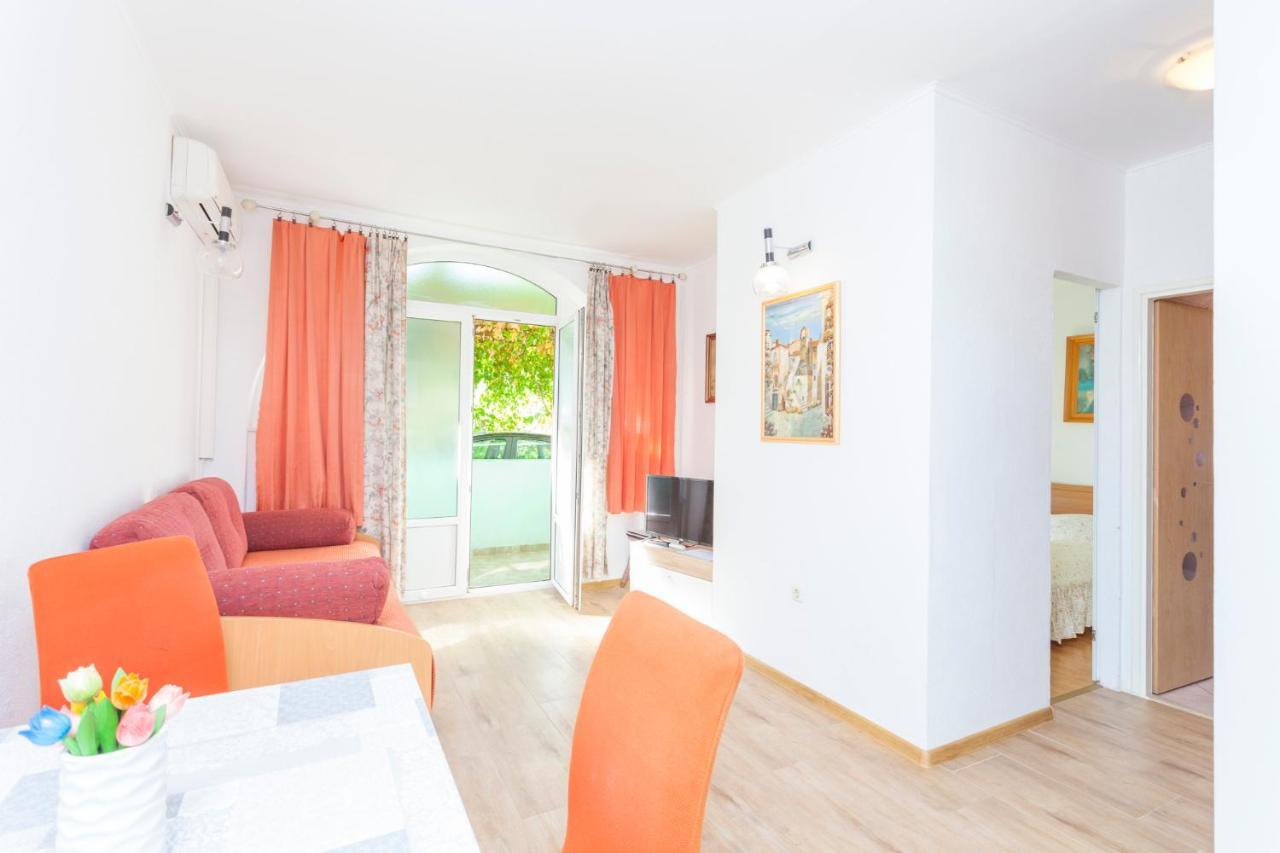 Green Garden Rooms & Apartments Makarska Luaran gambar