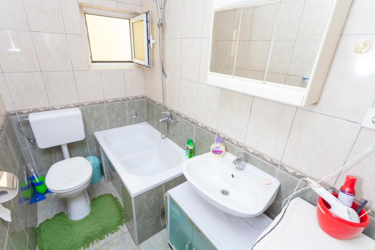 Green Garden Rooms & Apartments Makarska Luaran gambar